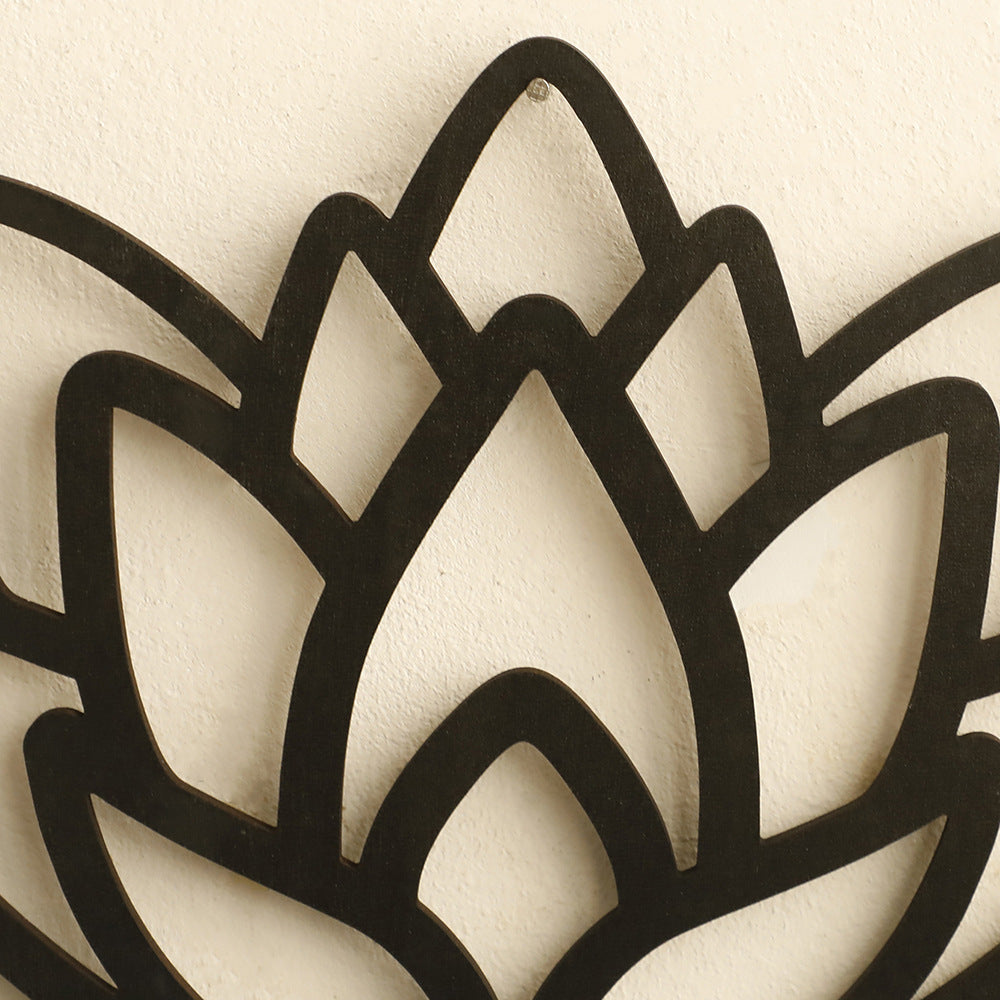 Lotus-Shaped Wooden Wall Display Shelf - 33 x 22.5 cm - product image 3
